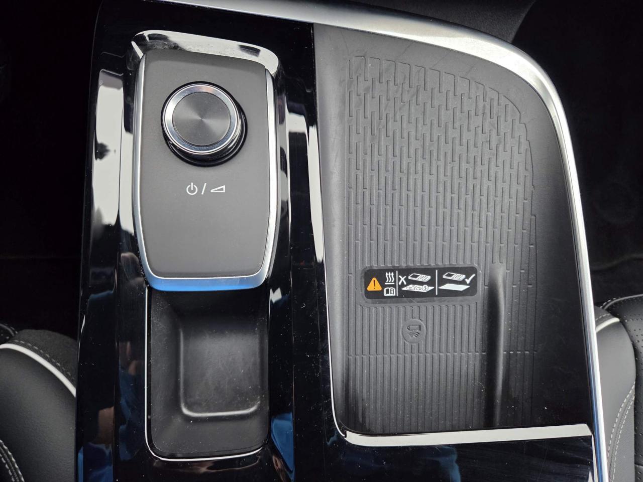 2025 Buick Enclave Sport Touring One Owner | 7-Passenger | Leather | 20" Wheels Photo