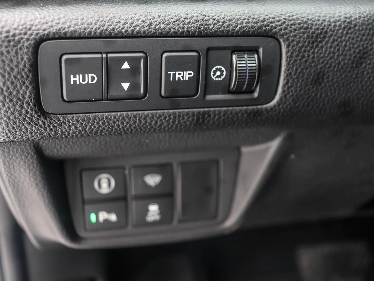 2018 Honda Accord Touring CVT Photo