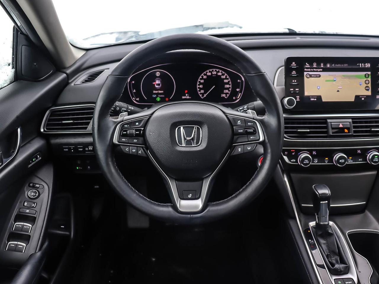 2018 Honda Accord Touring CVT Photo