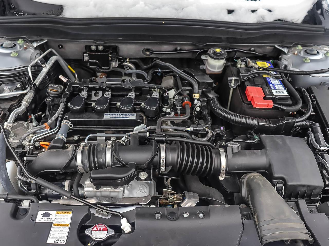 2018 Honda Accord Touring CVT Photo