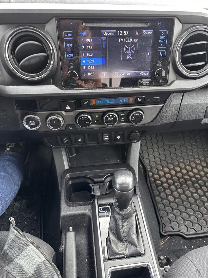 2016 Toyota Tacoma SR5 Photo