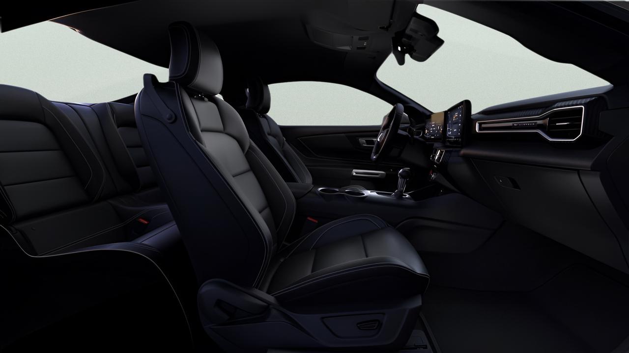 2026 Ford Mustang EcoBoost Premium Fastback Photo4