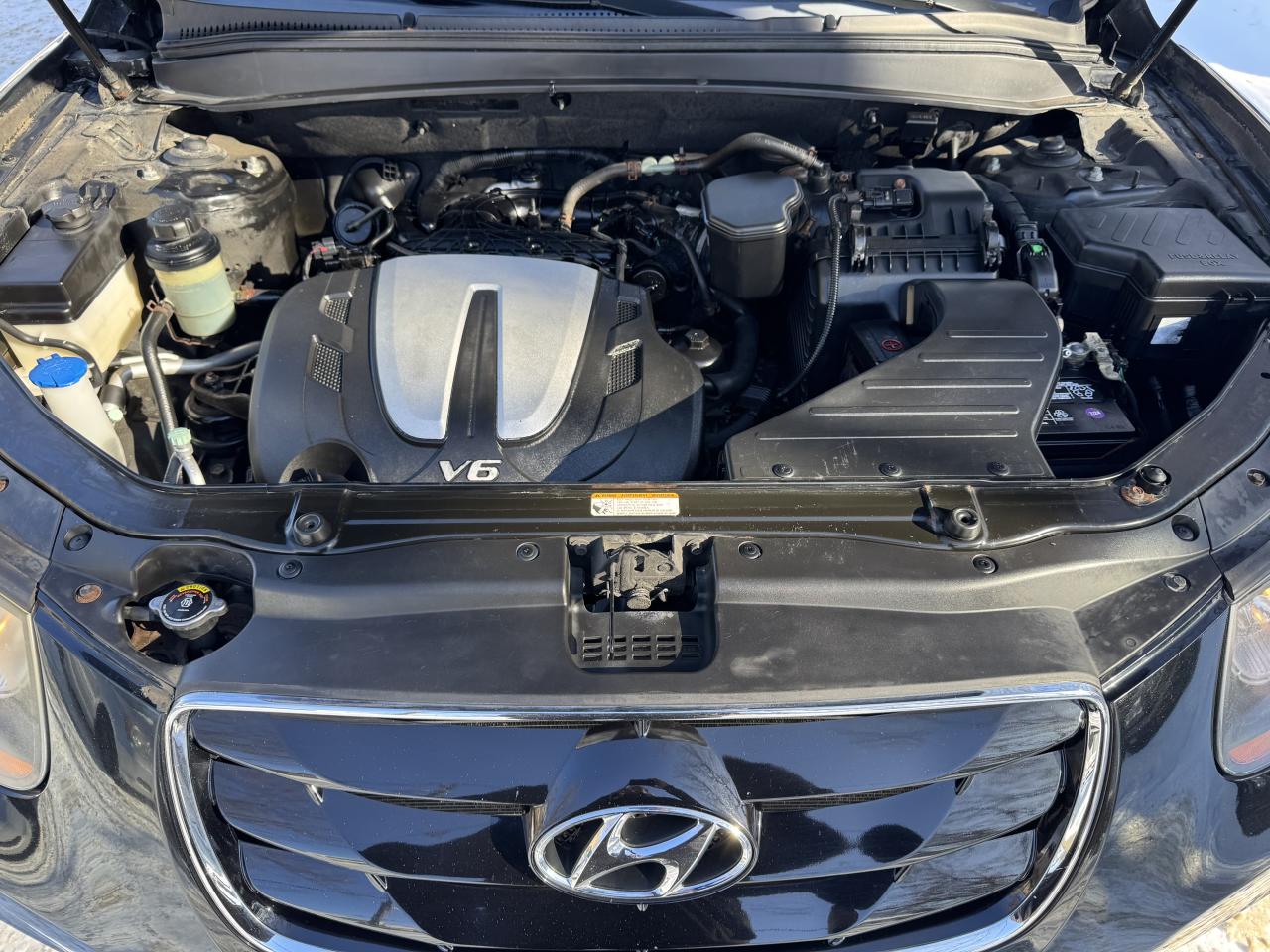 2010 Hyundai Santa Fe GL W/SPORT Photo