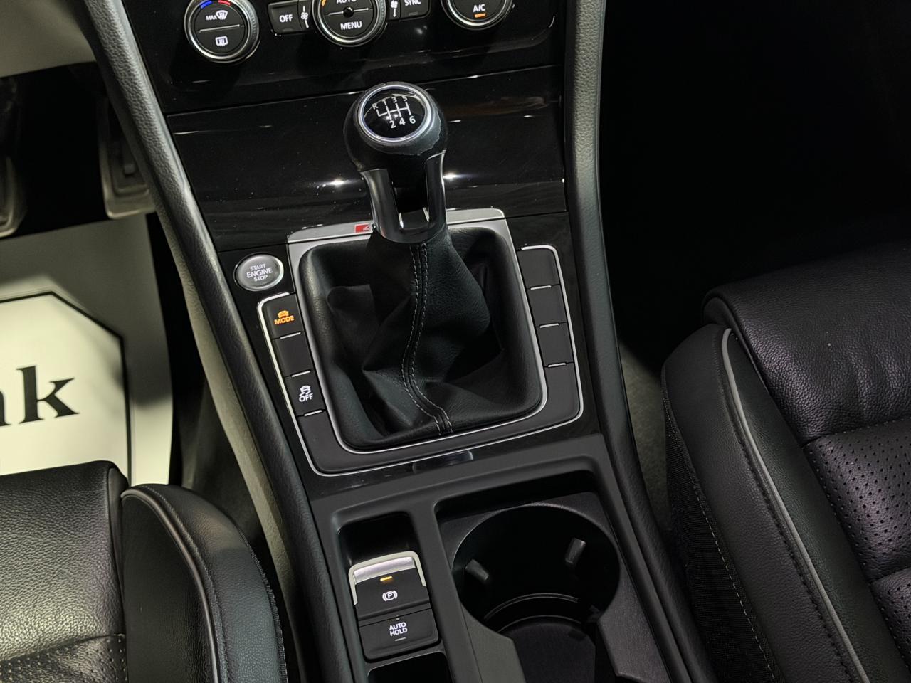 2018 Volkswagen Golf R MANUAL NAVI|BACKUP|HEATED SEATS Photo