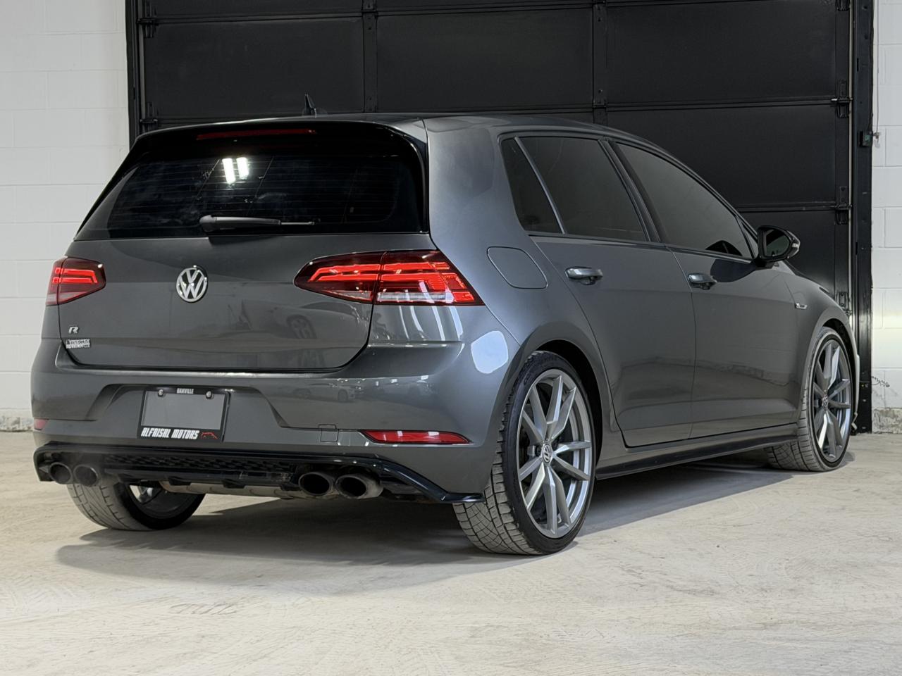 2018 Volkswagen Golf R MANUAL NAVI|BACKUP|HEATED SEATS Photo