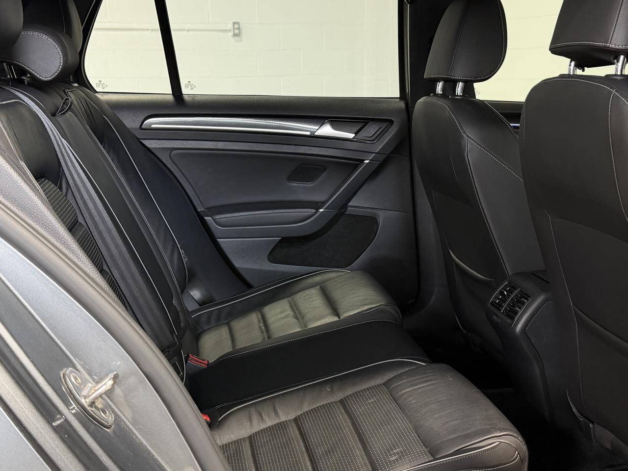 2018 Volkswagen Golf R MANUAL NAVI|BACKUP|HEATED SEATS Photo