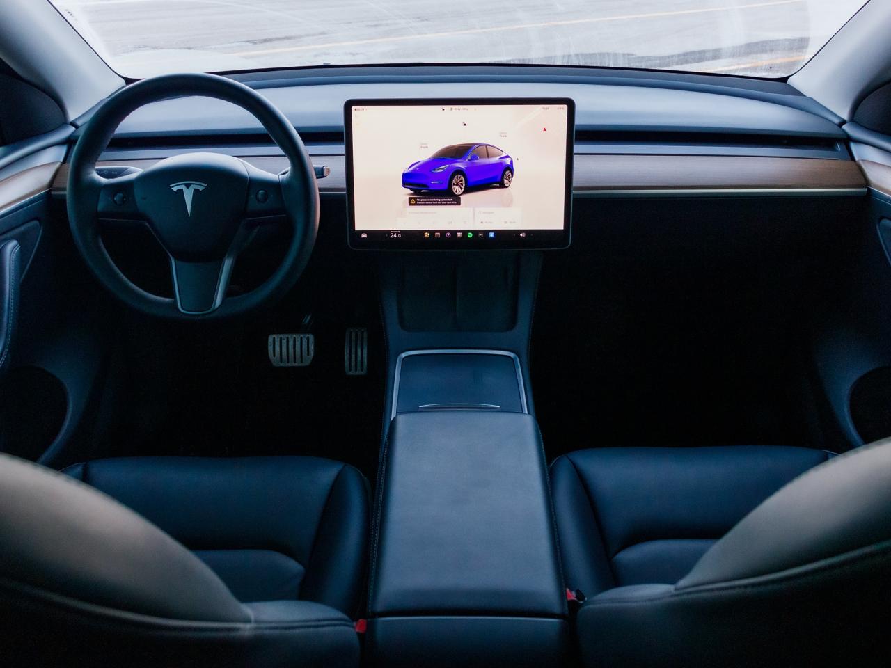 2023 Tesla Model Y Performance AWD| CLEAN CARFAX| NO ACCODENTS| Photo