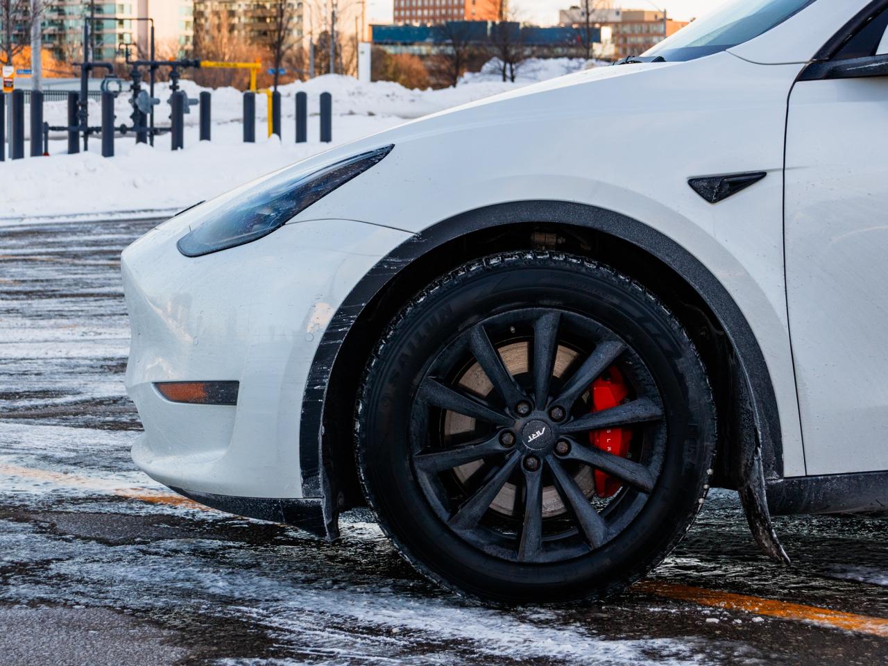 2023 Tesla Model Y Performance AWD| CLEAN CARFAX| NO ACCODENTS| Photo