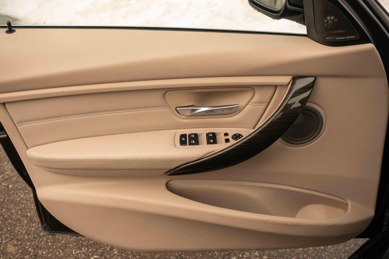 2013 BMW 3 Series 335i xDrive Photo