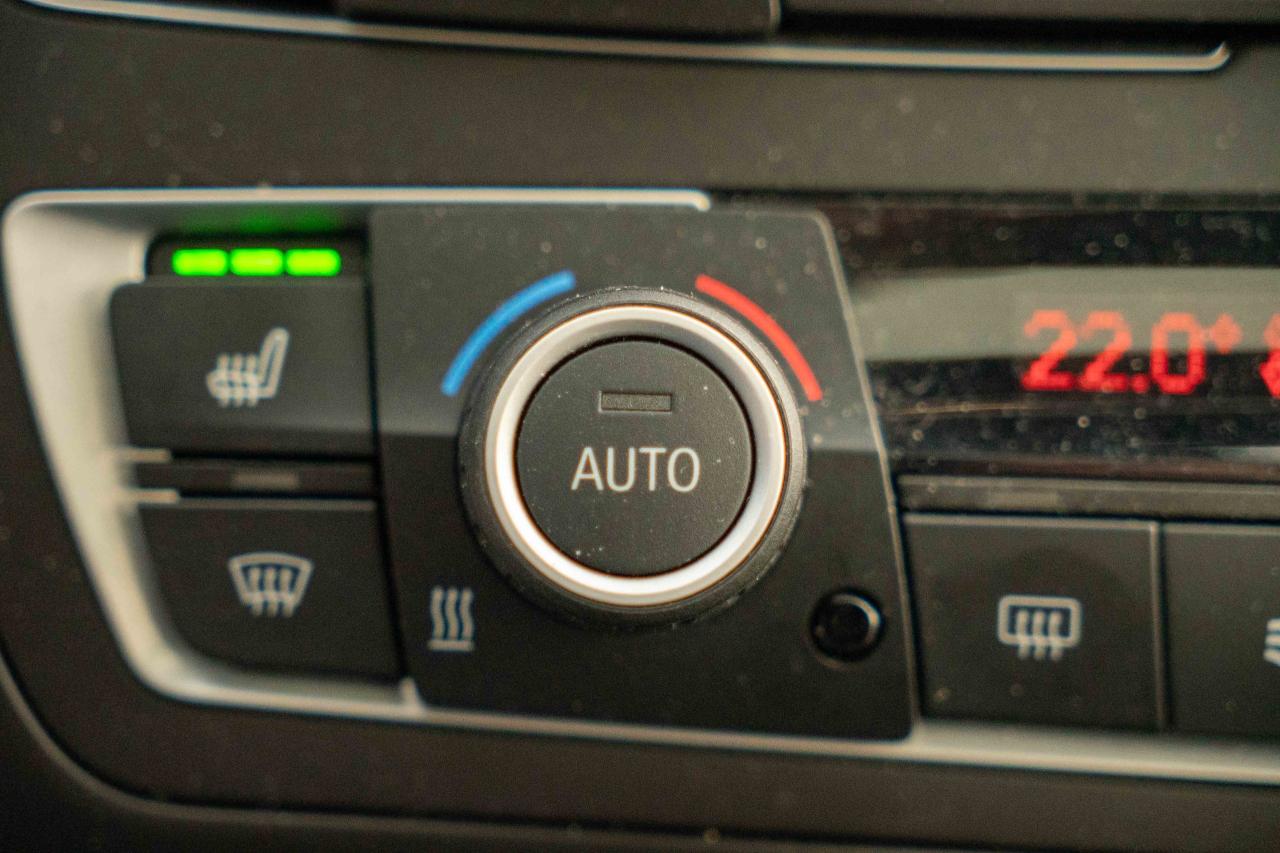 2013 BMW 3 Series 335i xDrive Photo