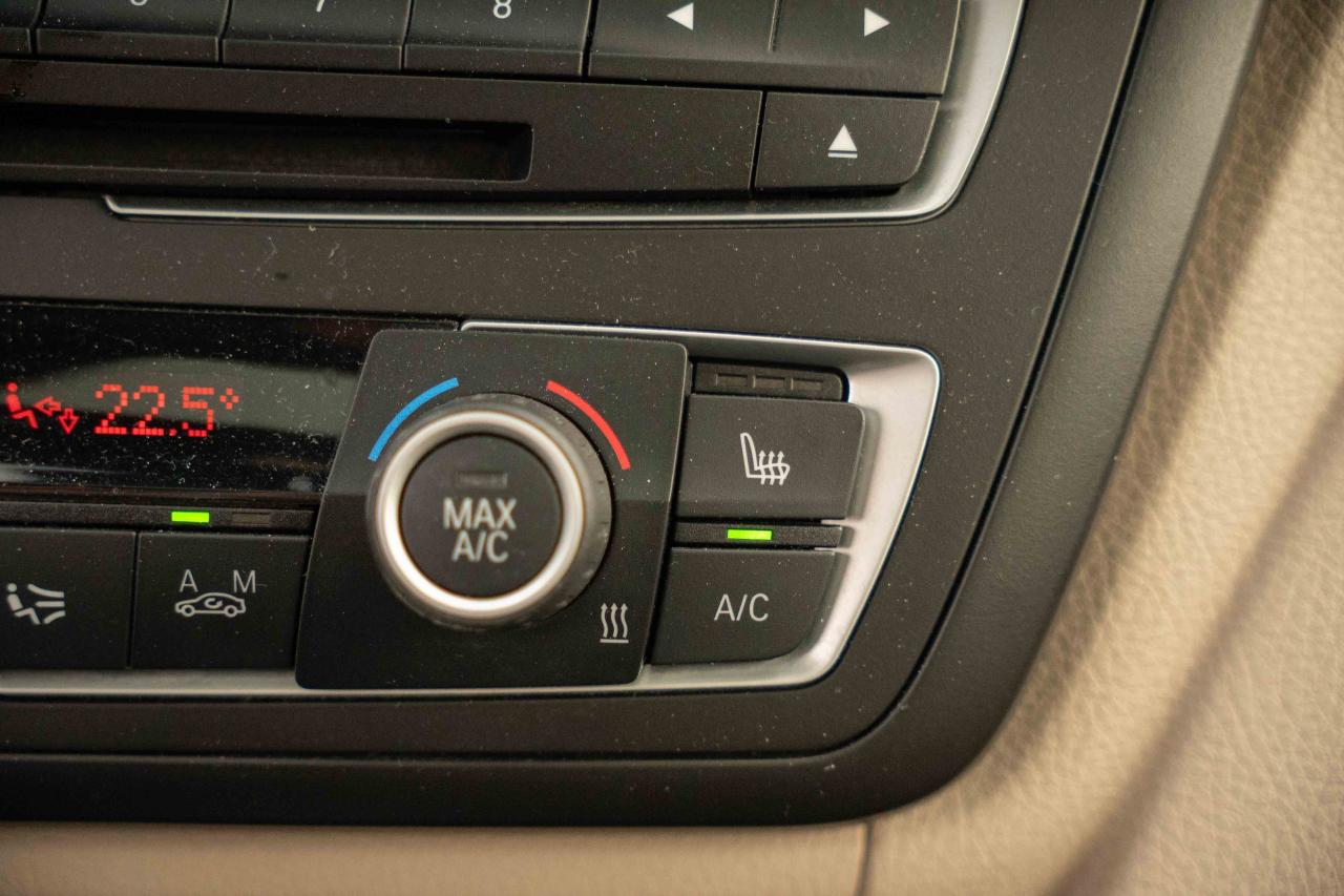 2013 BMW 3 Series 335i xDrive Photo