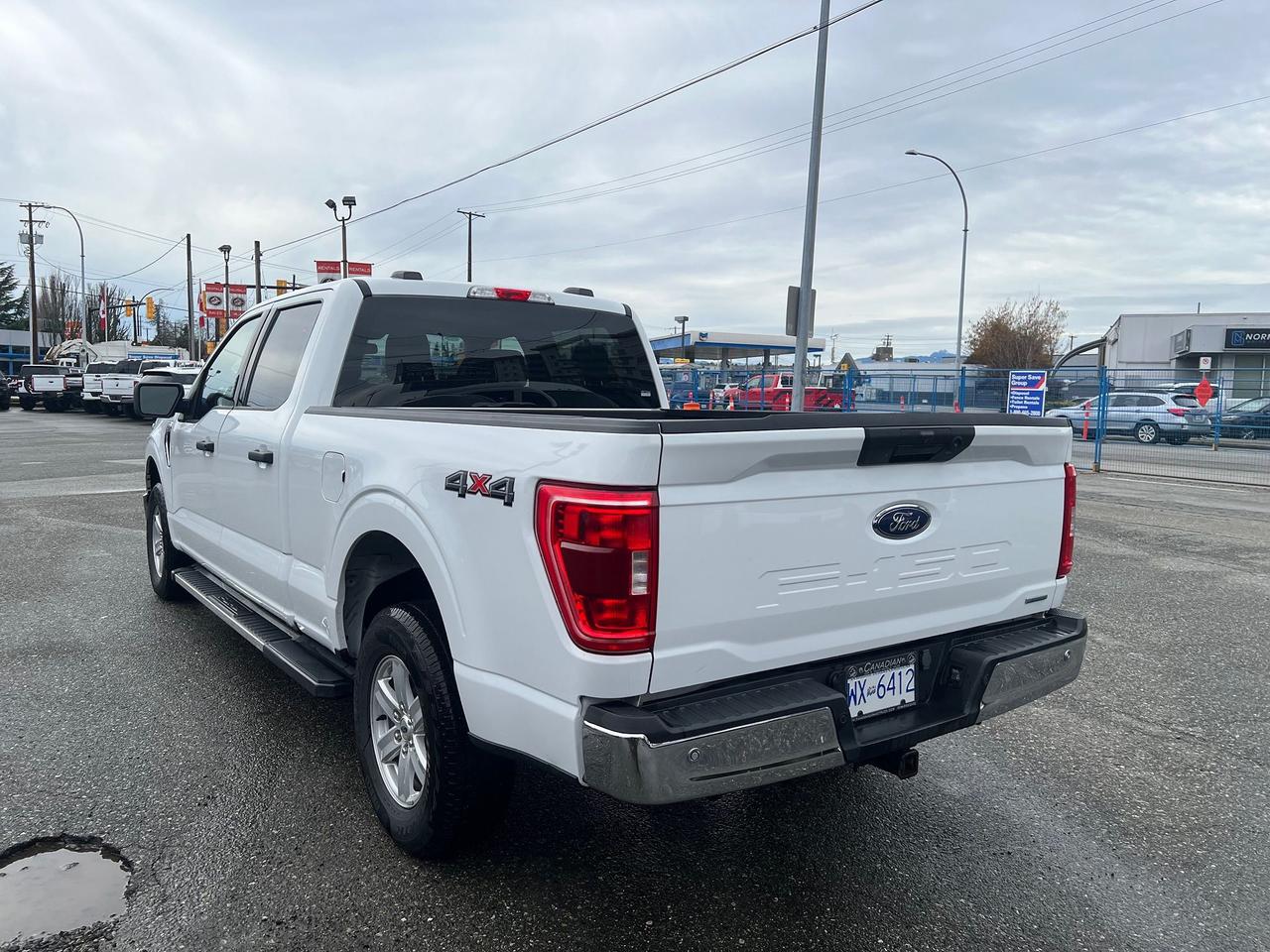2023 Ford F-150 XLT 4WD SuperCrew 6.5' Box Photo5