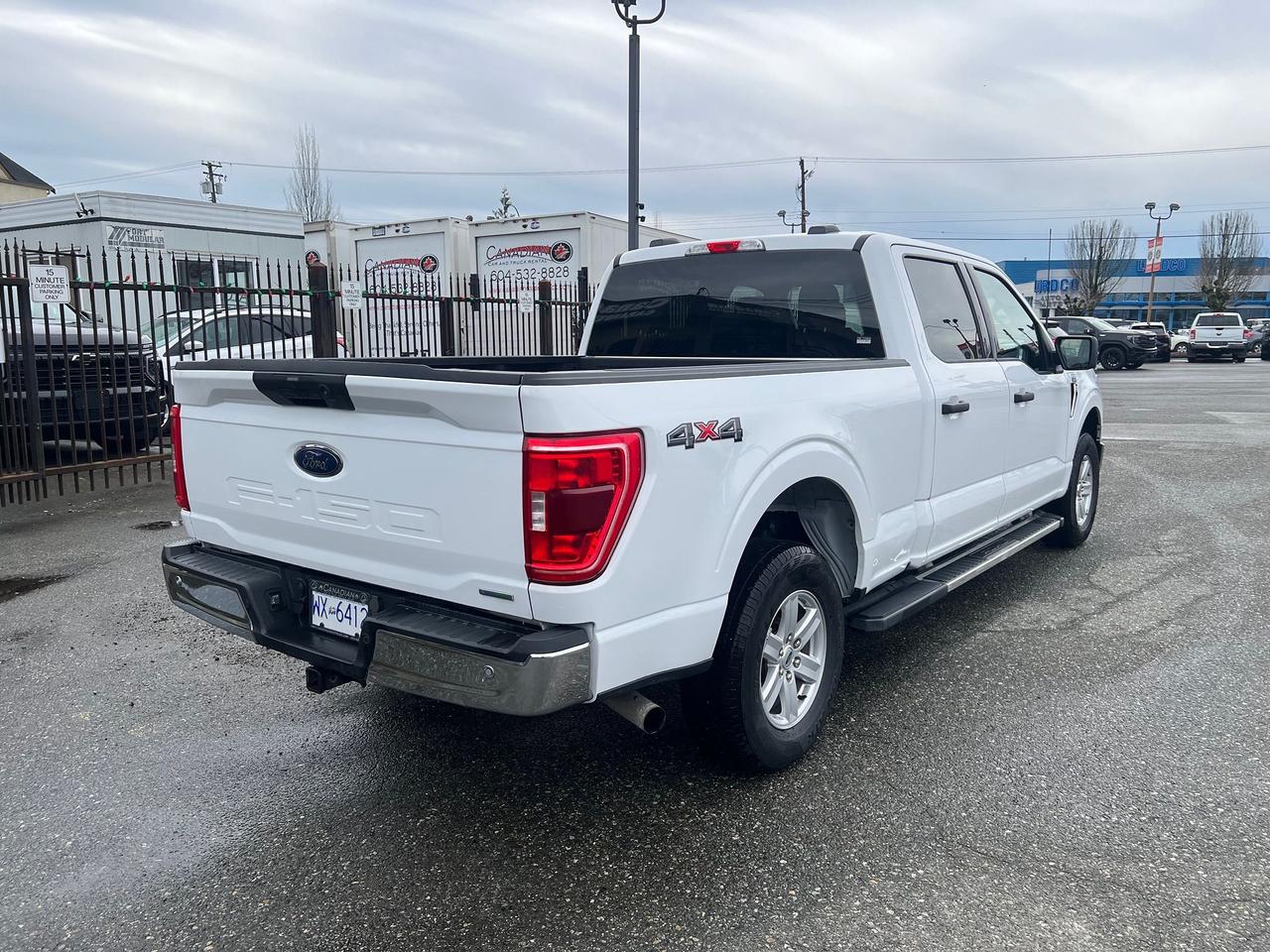 2023 Ford F-150 XLT 4WD SuperCrew 6.5' Box Photo9
