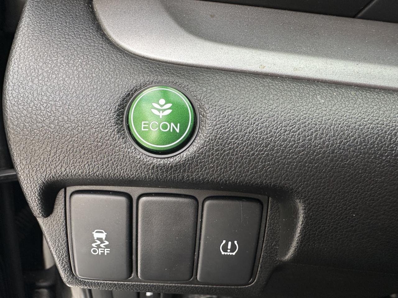 2014 Honda CR-V LX Photo