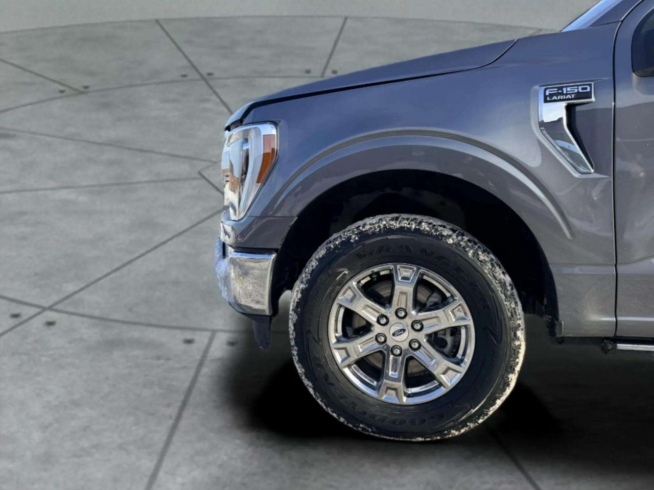 2021 Ford F-150 Lariat 4WD SuperCrew 6.5' Box Photo