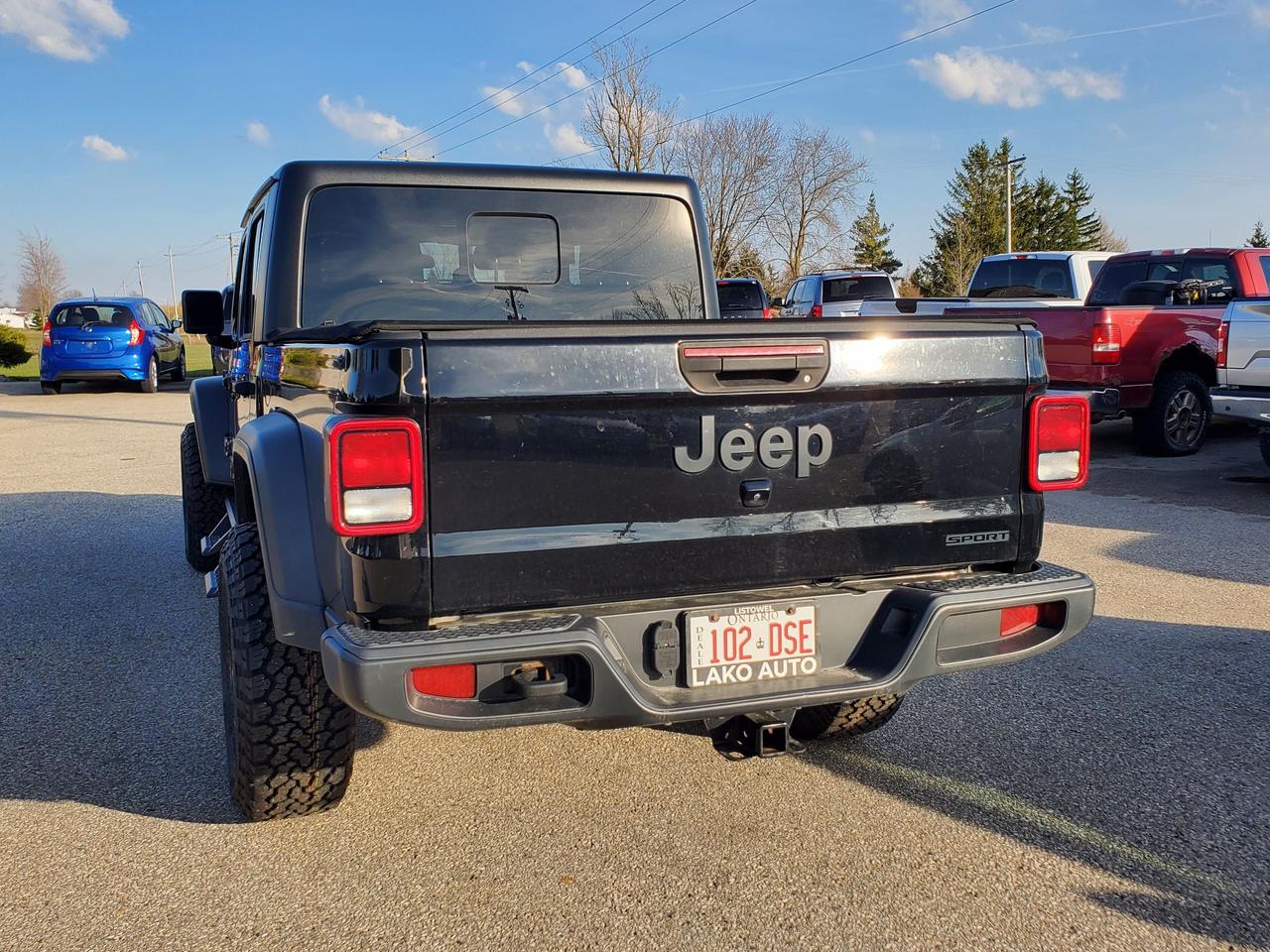 2020 Jeep Gladiator Sport S 4x4 Photo2
