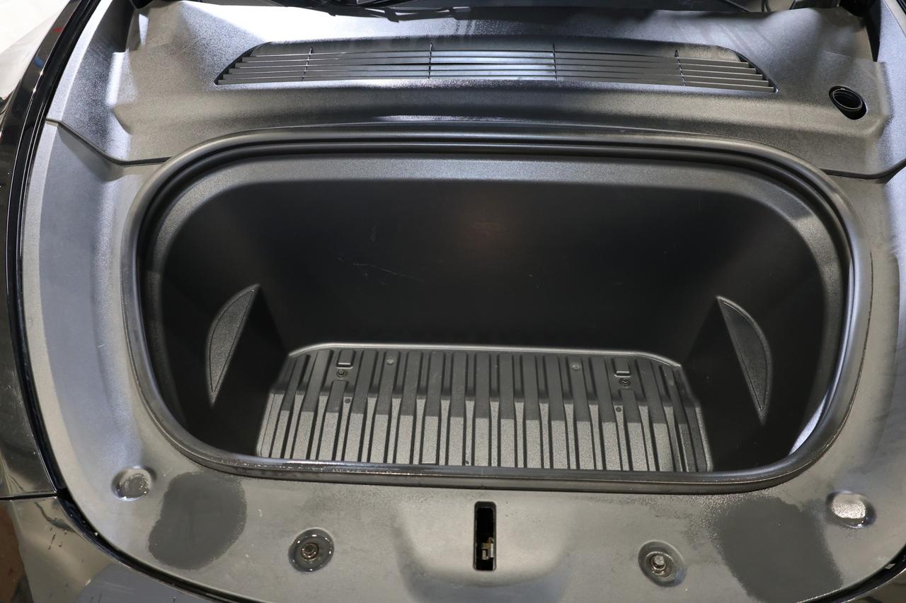 2021 Tesla Model Y Long Range AWD - 7SEATER|NAVI|CAMERA|AUTOPILOT Photo