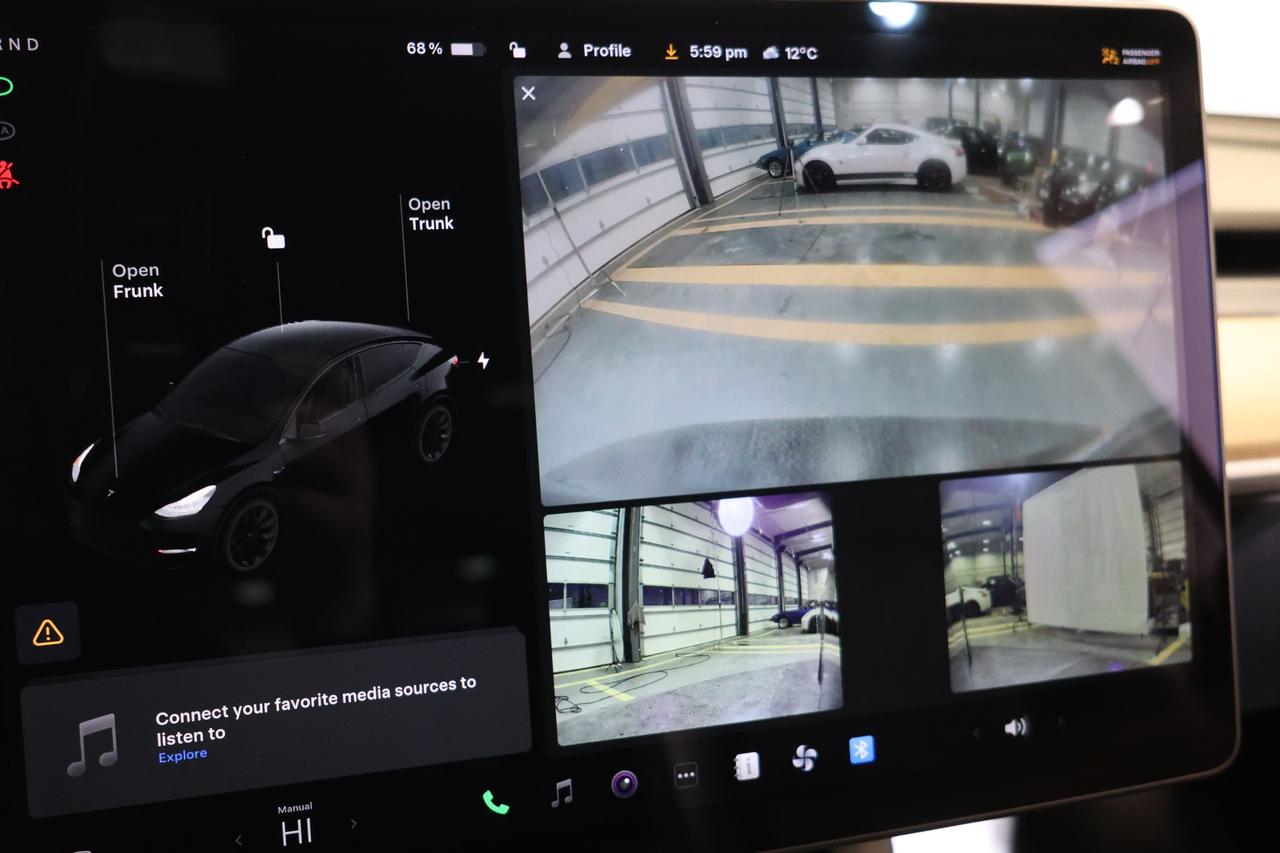 2021 Tesla Model Y Long Range AWD - 7SEATER|NAVI|CAMERA|AUTOPILOT Photo