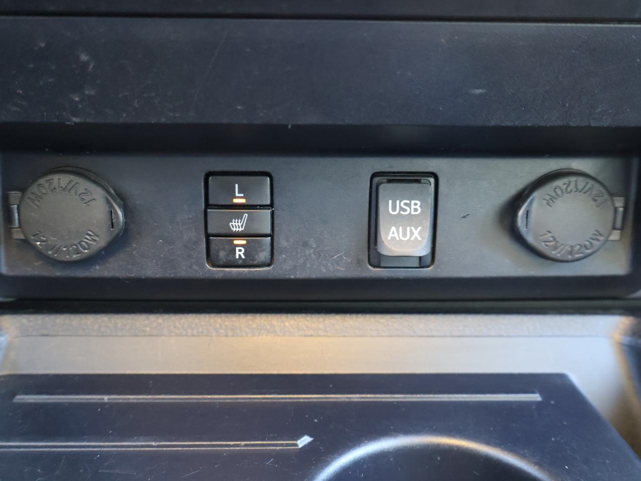 2018 Toyota Tundra SR5 5.7L V8 CREW 4WD CERTIFIED *ACCIDENT FREE* CAMERA BLUETOOTH HEATED SEATS CRUISE ALLOYS Photo