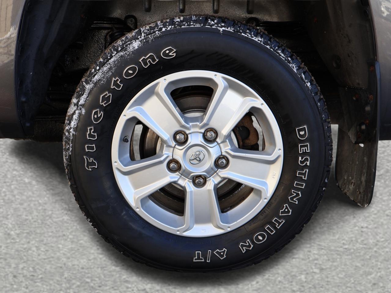 2018 Toyota Tundra SR5 5.7L V8 CREW 4WD CERTIFIED *ACCIDENT FREE* CAMERA BLUETOOTH HEATED SEATS CRUISE ALLOYS Photo