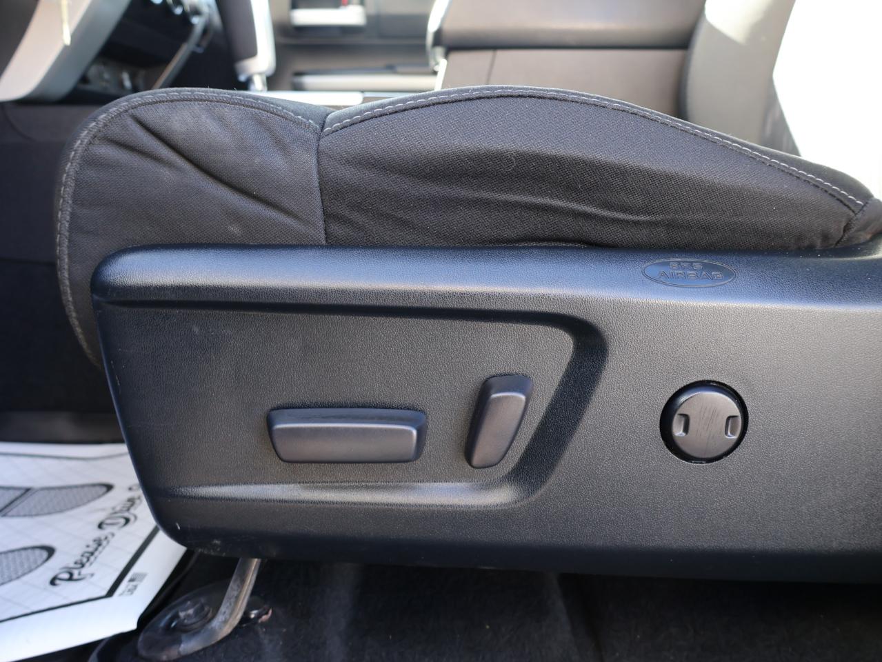 2018 Toyota Tundra SR5 5.7L V8 CREW 4WD CERTIFIED *ACCIDENT FREE* CAMERA BLUETOOTH HEATED SEATS CRUISE ALLOYS Photo