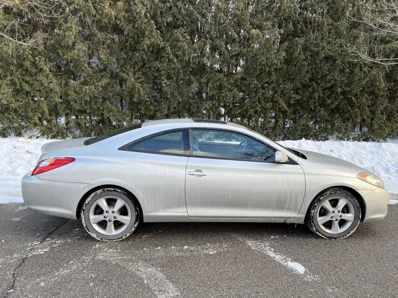 2006 Toyota Camry Solara SLE V6 -1 LOCAL OWNER! NO CLAIMS! ONLY 179K KMS! Photo