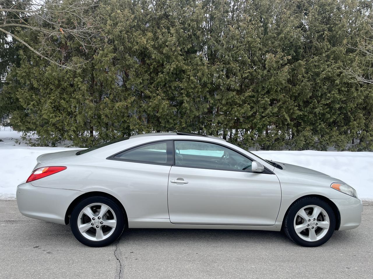 2006 Toyota Camry Solara SLE V6 -1 LOCAL OWNER! NO CLAIMS! ONLY 179K KMS! Photo