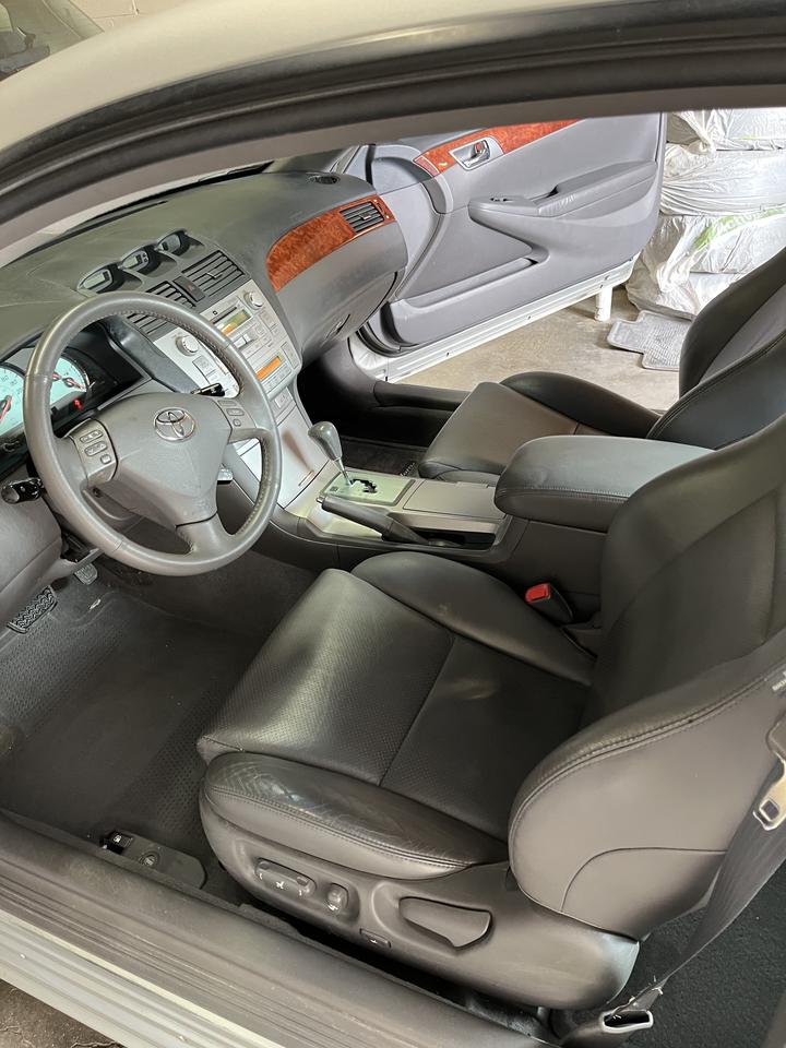 2006 Toyota Camry Solara SLE V6 -1 LOCAL OWNER! NO CLAIMS! ONLY 179K KMS! Photo