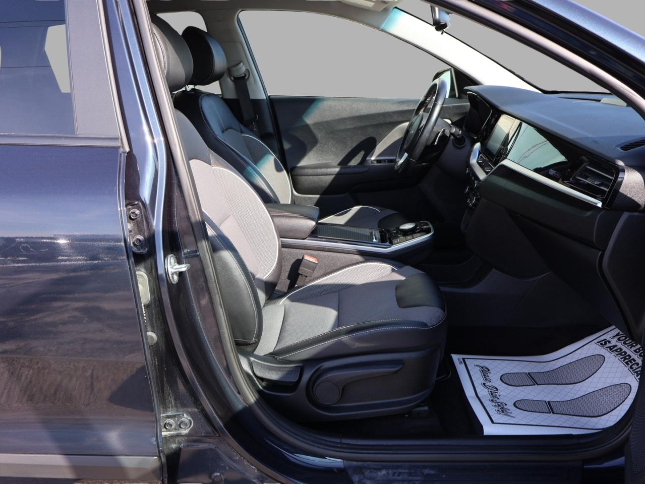 2022 Kia NIRO EV EX  UTILITY CERTIFIED *1 OWNER*ACCIDENT FREE* CAMERA BLUETOOTH HEATED SEATS CRUISE ALLOYS Photo