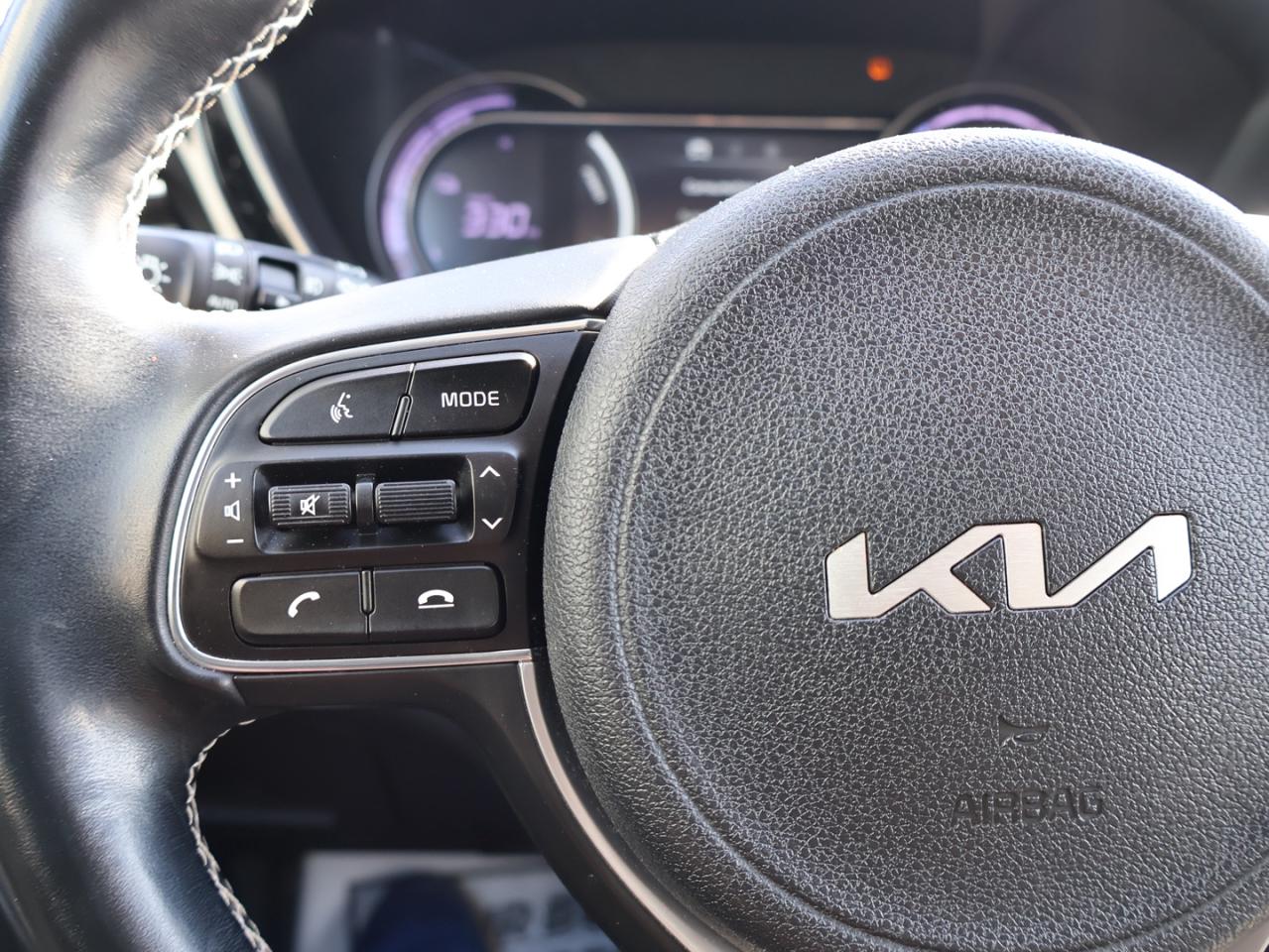 2022 Kia NIRO EV EX  UTILITY CERTIFIED *1 OWNER*ACCIDENT FREE* CAMERA BLUETOOTH HEATED SEATS CRUISE ALLOYS Photo