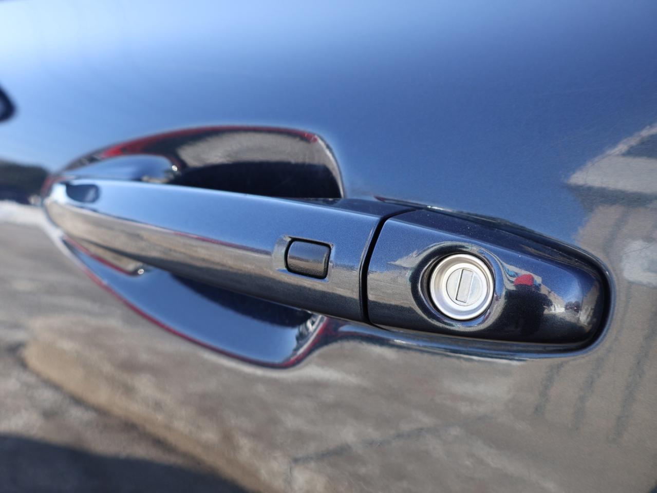 2022 Kia NIRO EV EX  UTILITY CERTIFIED *1 OWNER*ACCIDENT FREE* CAMERA BLUETOOTH HEATED SEATS CRUISE ALLOYS Photo