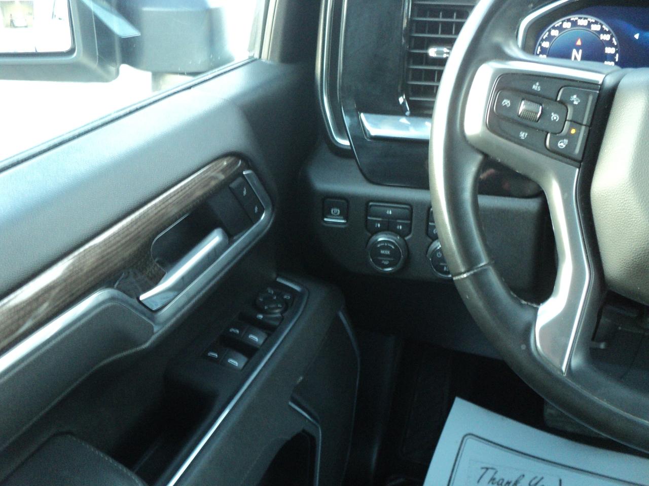 2025 Chevrolet Silverado 2500 LT CrewCab4WD 6.6L8cylDiesel6'10"BoxNavHeatedSeats Photo