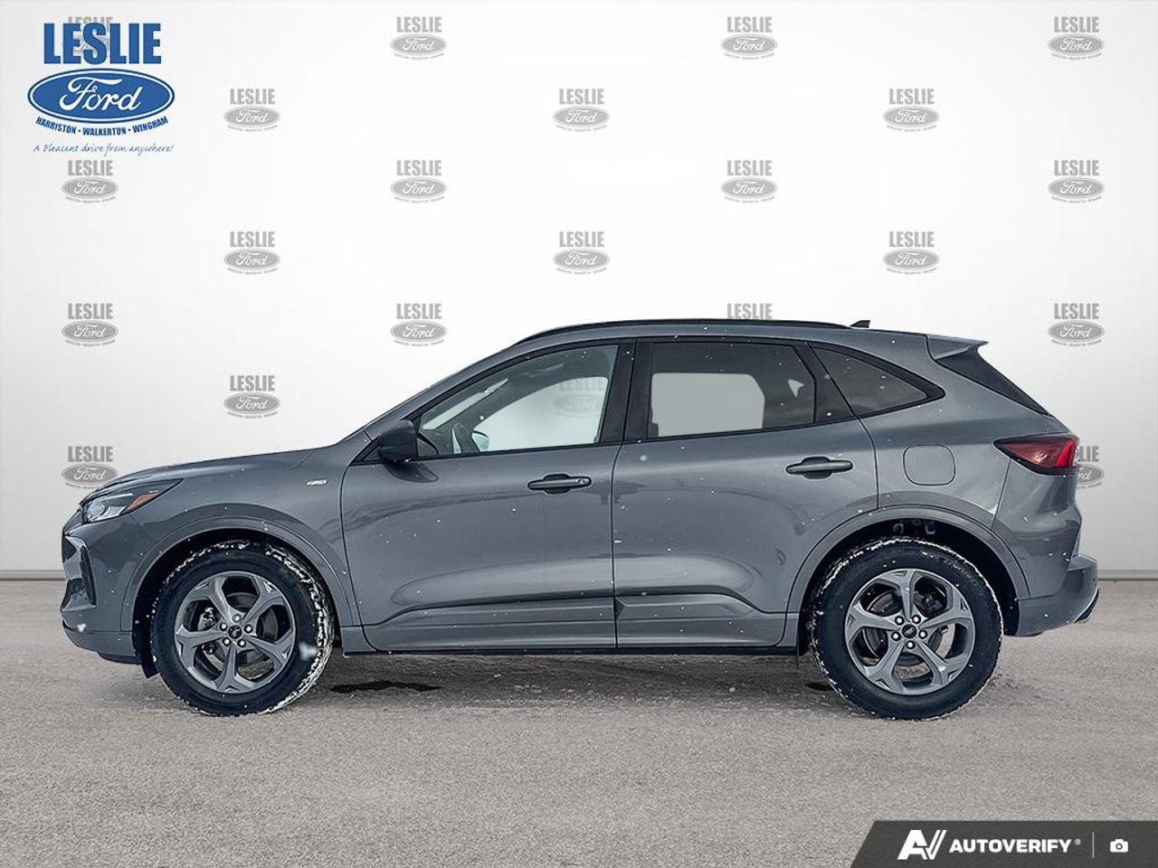 2024 Ford Escape ST-LINE FWD Photo