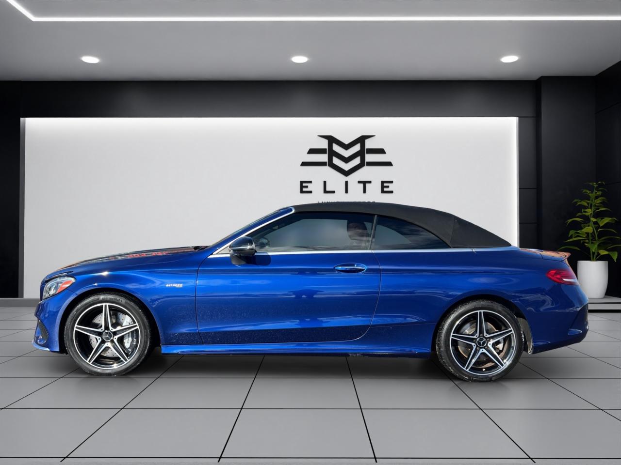 2018 Mercedes-Benz C-Class AMG C 43 4MATIC Cabriolet - Navi - Leather !! Photo4