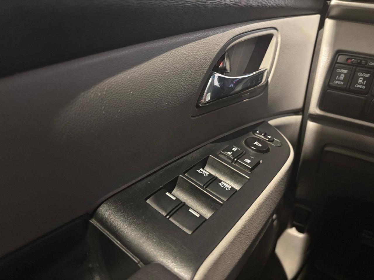 2016 Honda Odyssey 4DR WGN EX Photo