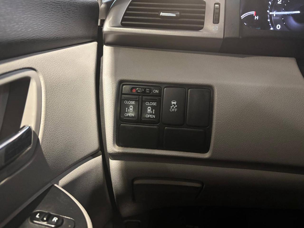 2016 Honda Odyssey 4DR WGN EX Photo