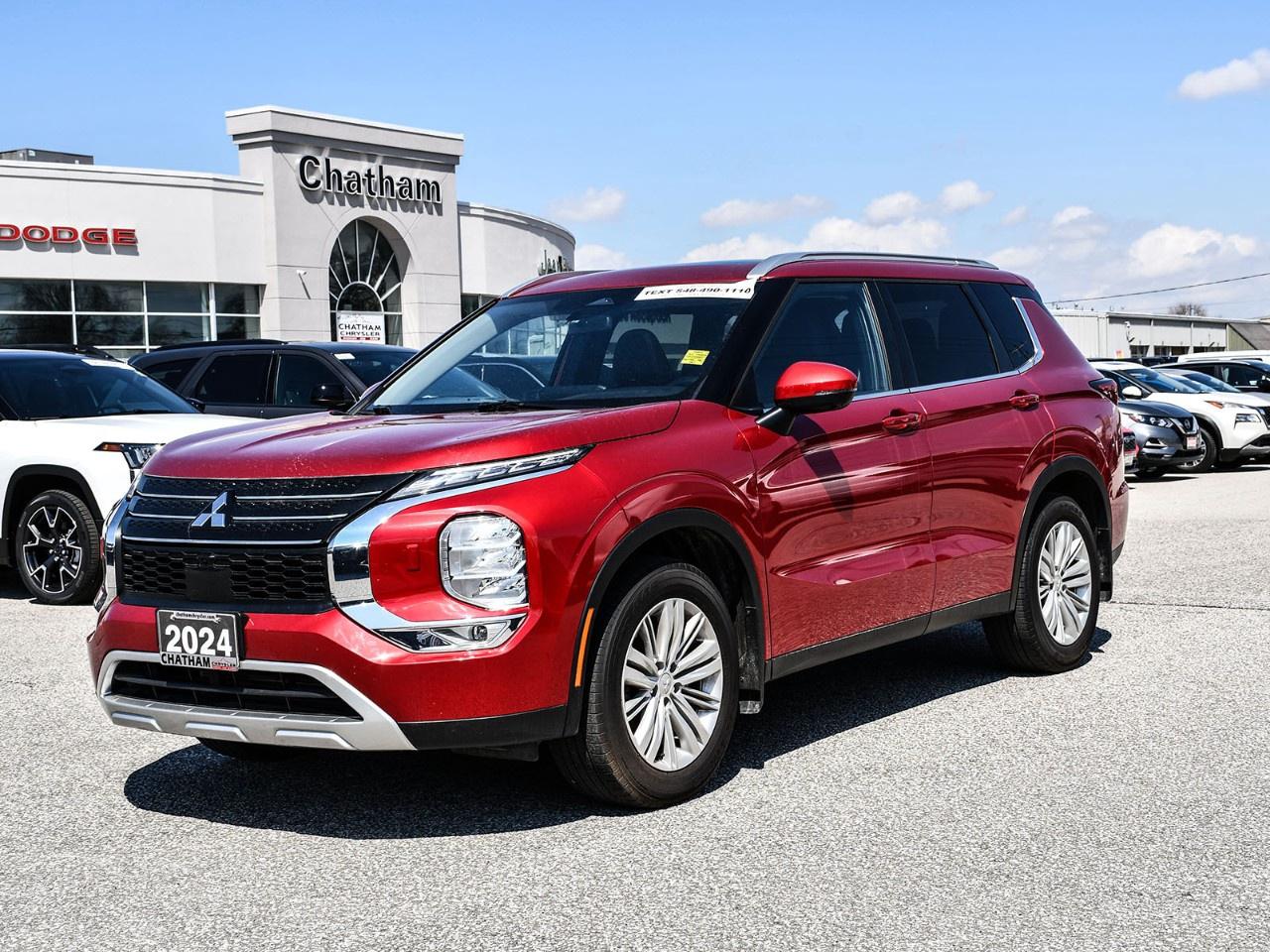 2024 Mitsubishi Outlander LE S-AWC Photo