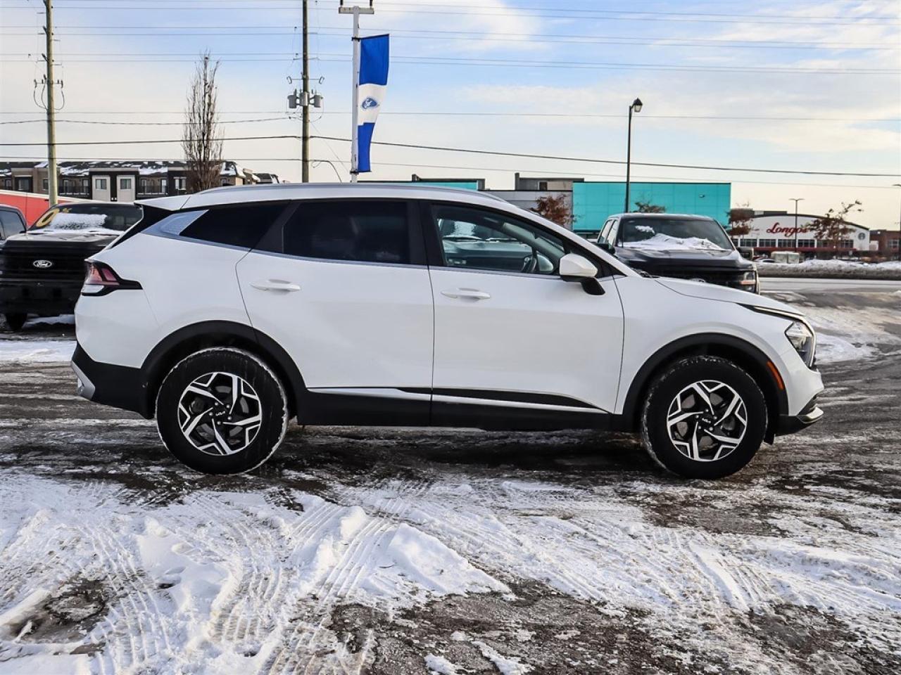 2025 Kia Sportage LX AWD Photo3