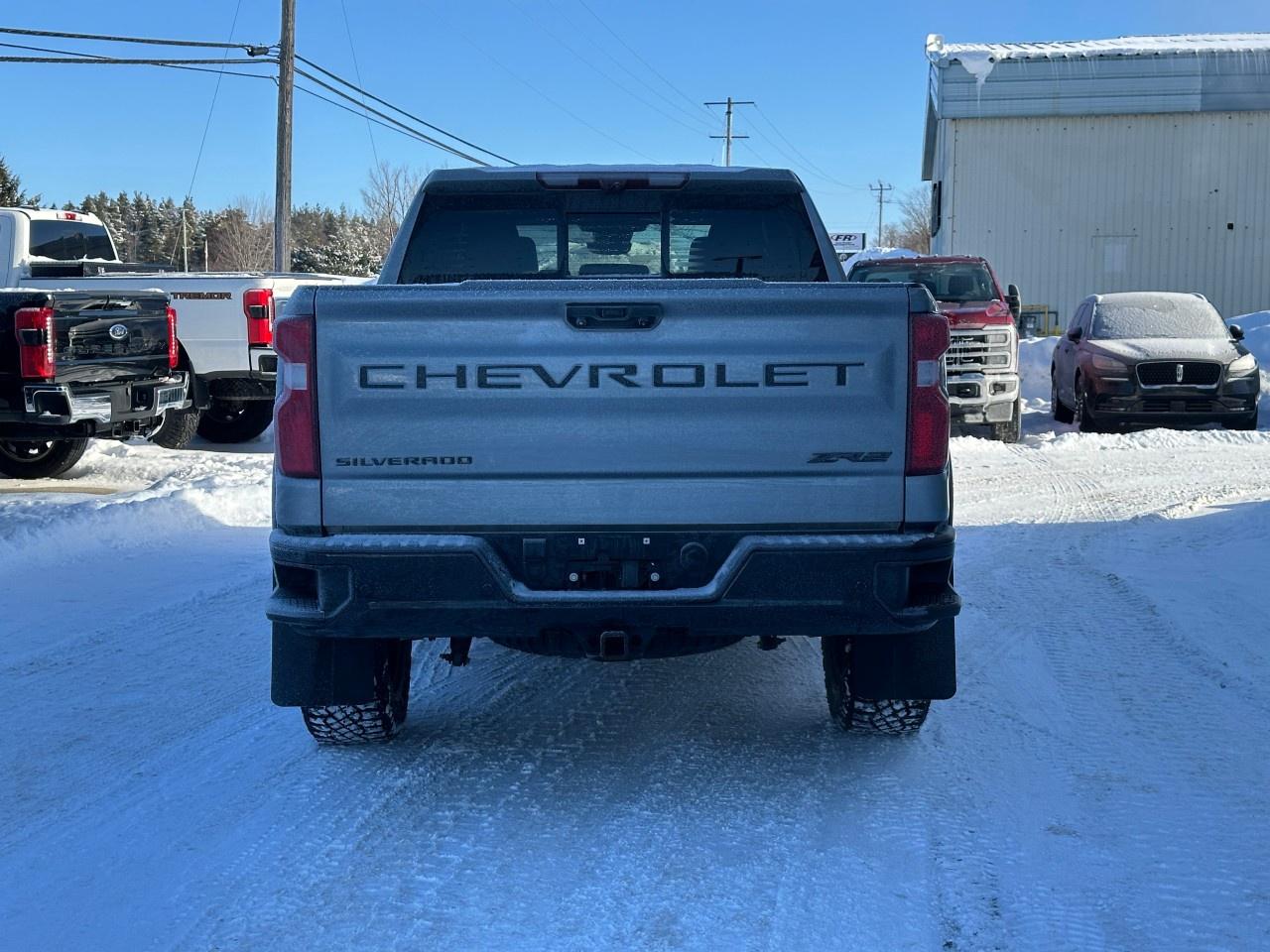 2024 Chevrolet Silverado 1500 Crew Cab Short Box 4-Wheel Drive ZR2 Photo