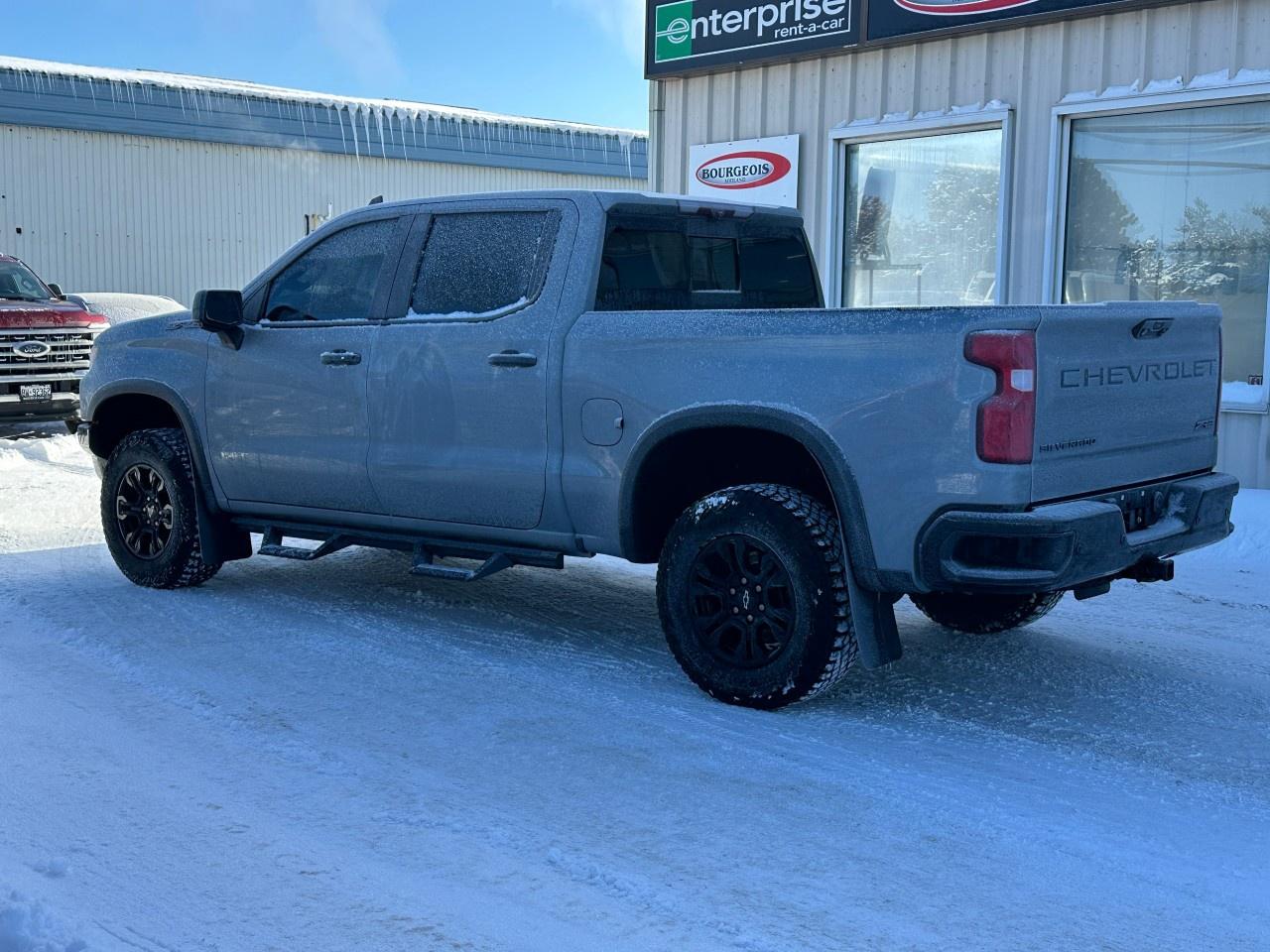 2024 Chevrolet Silverado 1500 Crew Cab Short Box 4-Wheel Drive ZR2 Photo