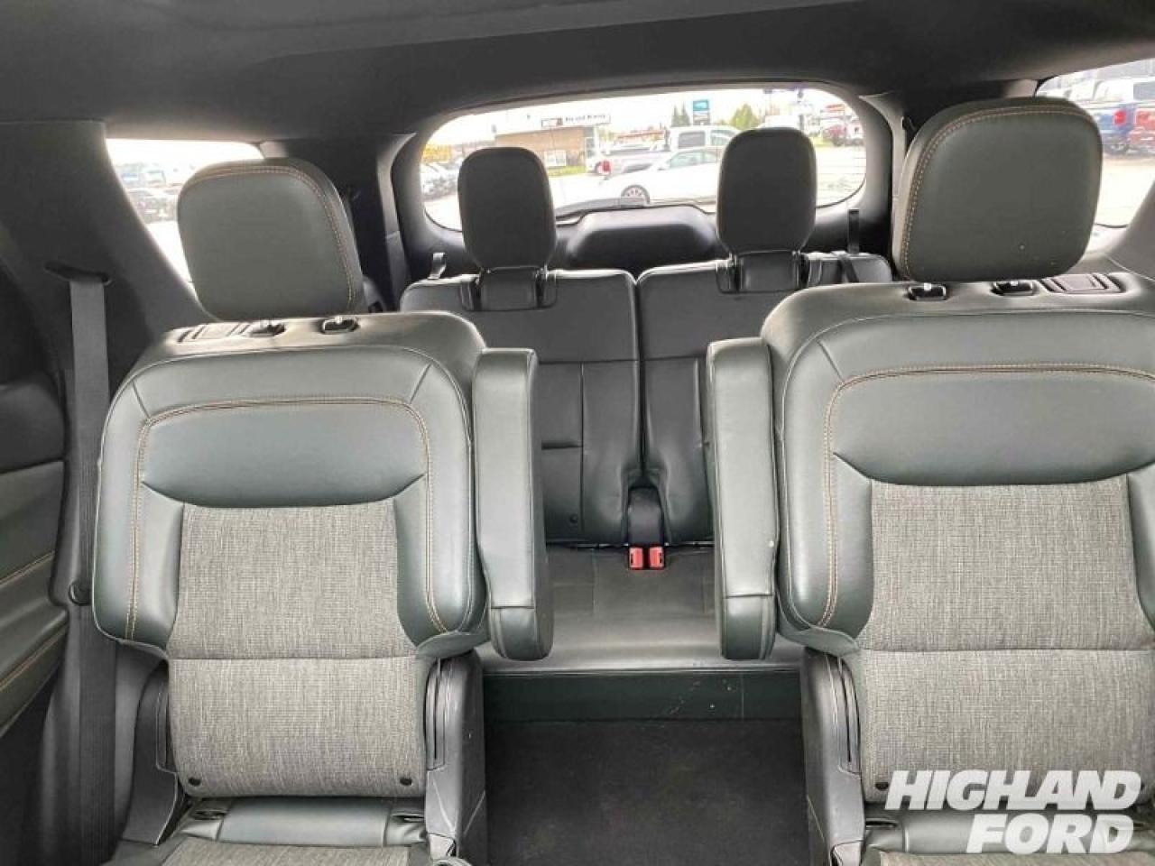 2022 Ford Explorer Timberline 2.3L ECOBOOST | SECOND ROW CAPTAIN CHAIRS Photo