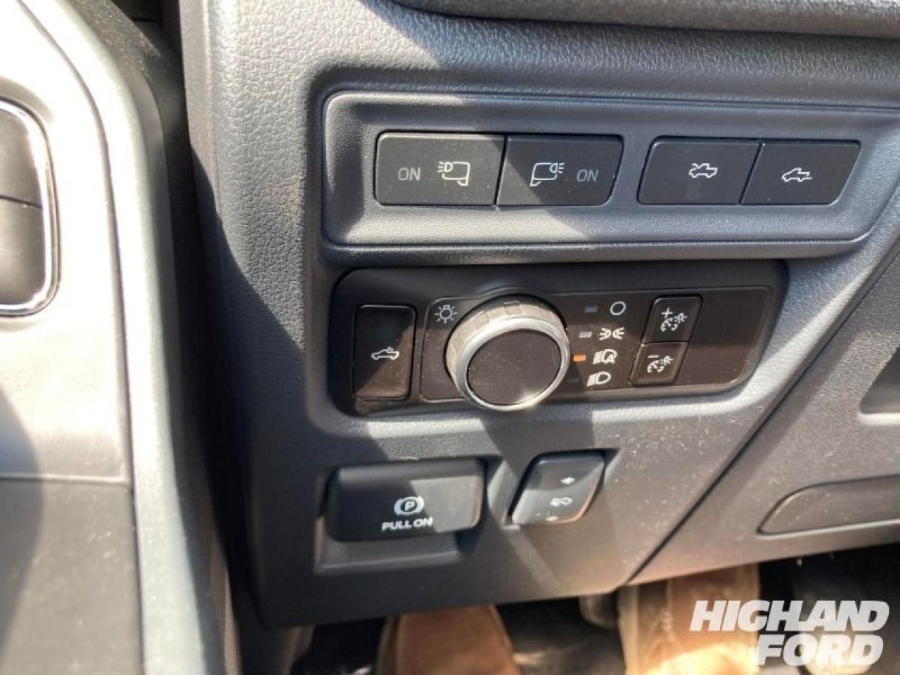 2023 Ford F-150 Lightning Lariat EXT RANGE | CO-PILOT 360 Photo