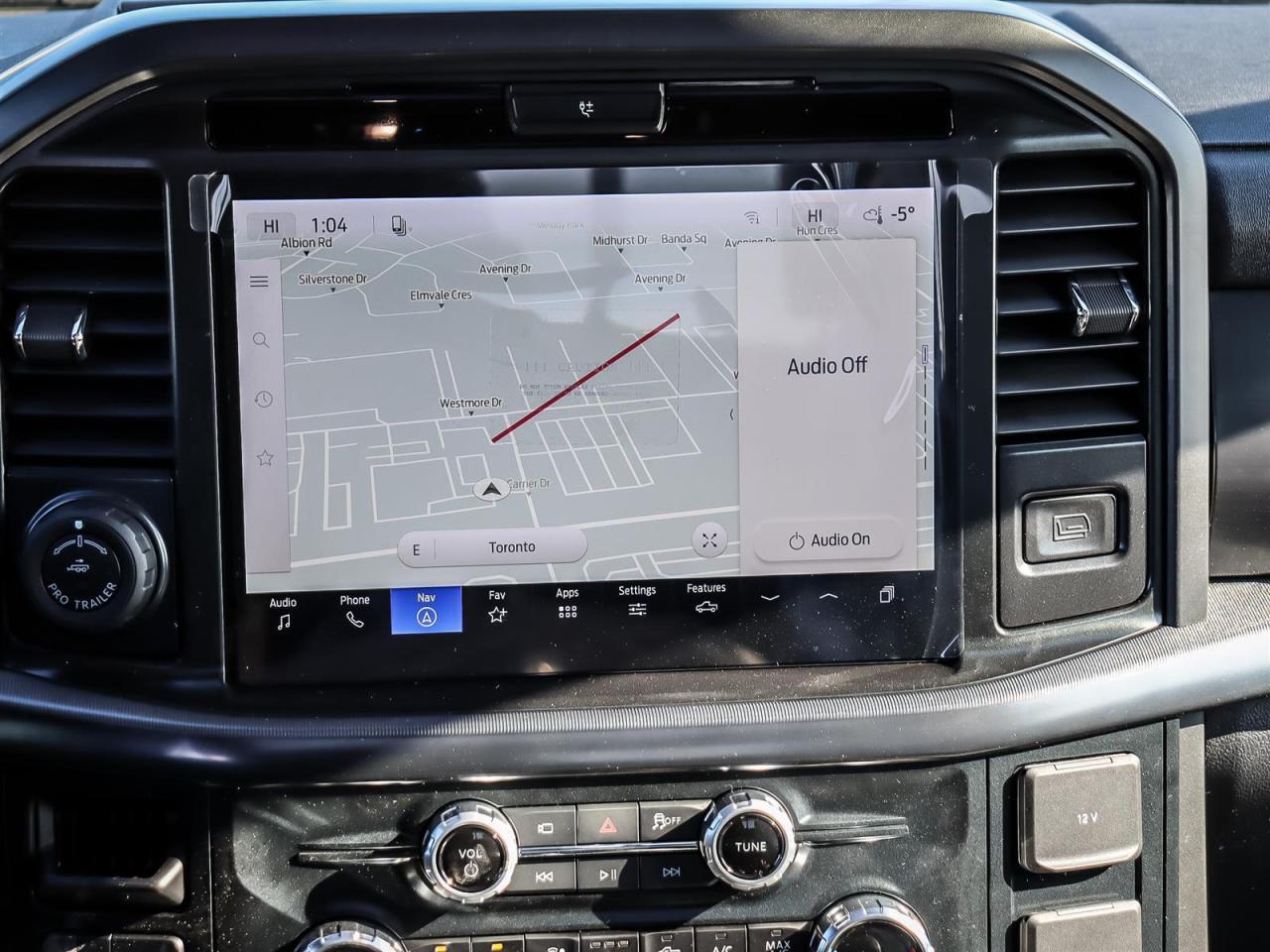 2026 Ford F-150 Lariat Photo