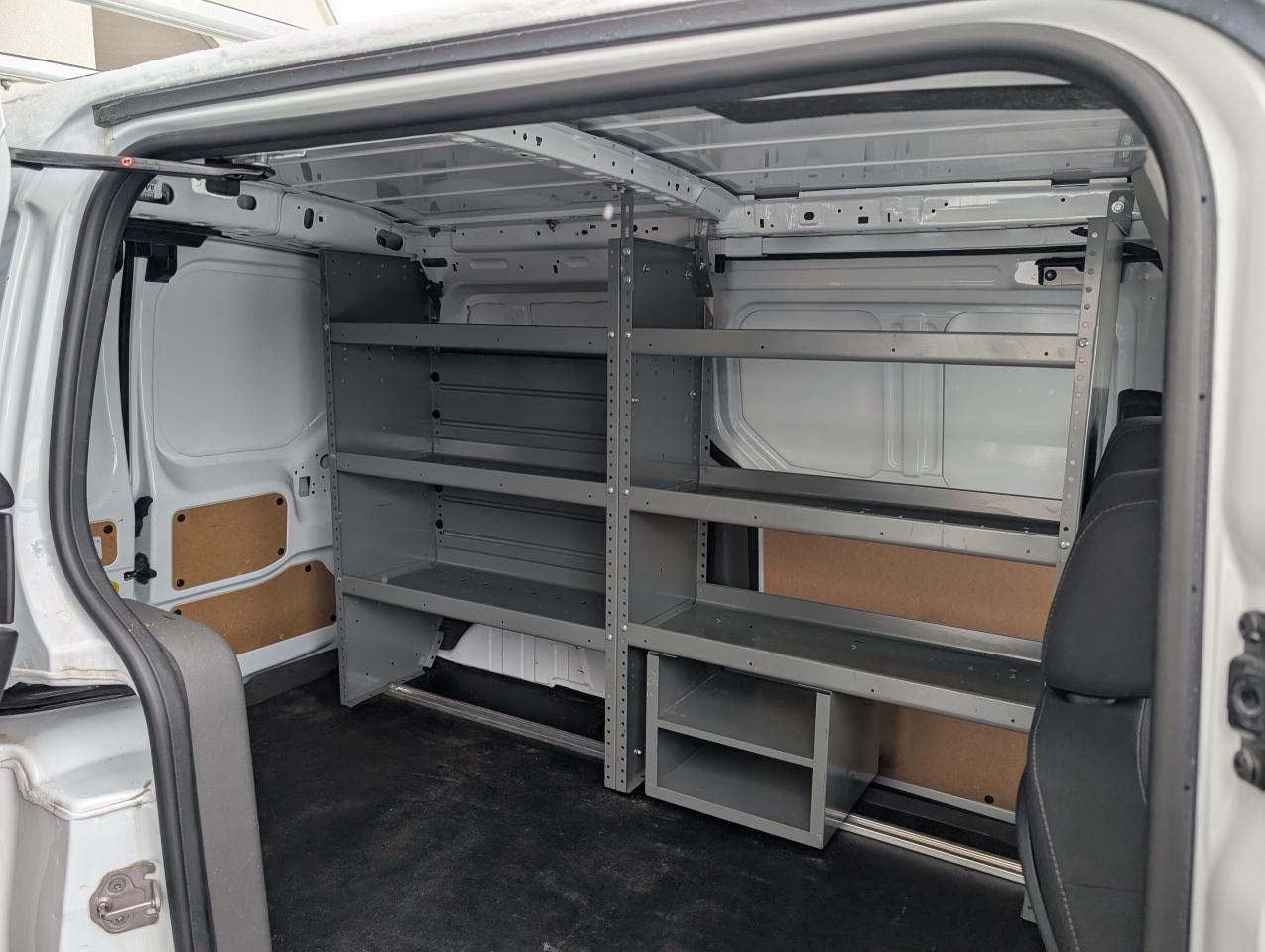 2023 Ford Transit Connect XLT Photo