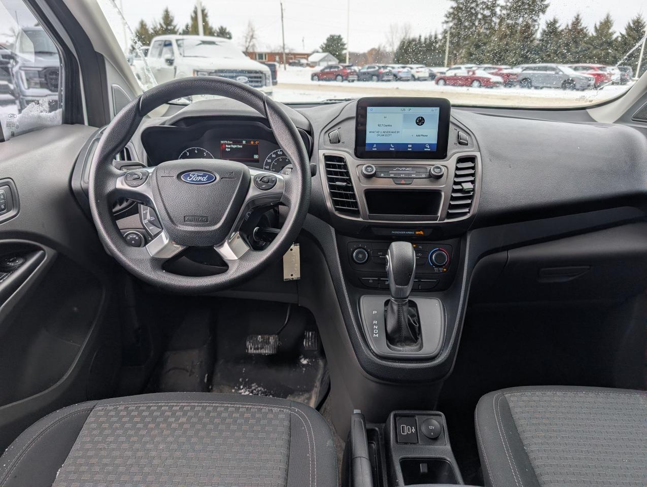 2023 Ford Transit Connect XLT Photo