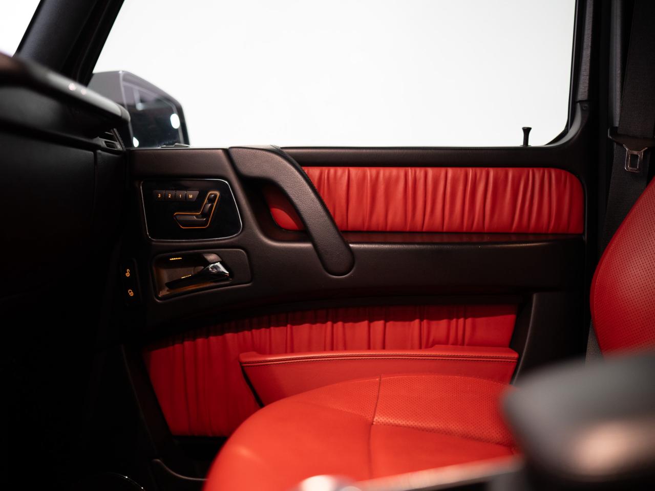 2015 Mercedes-Benz G-Class 63 | AMG | MATTE | NIGHT PKG | DESIGNO | 20 IN Photo