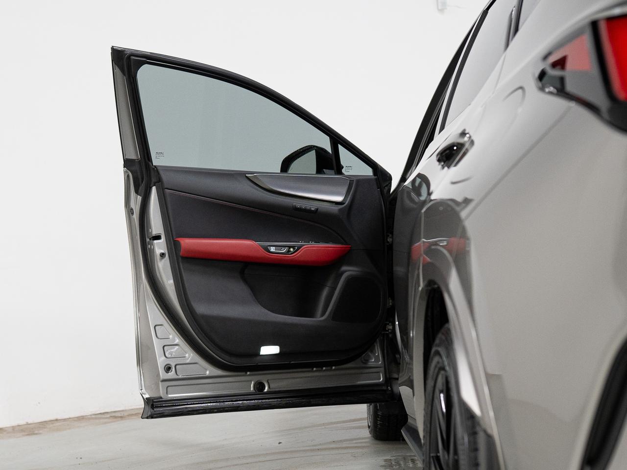 2022 Lexus NX 350 | F-SPORT | RED LEATHER | 20 IN Photo