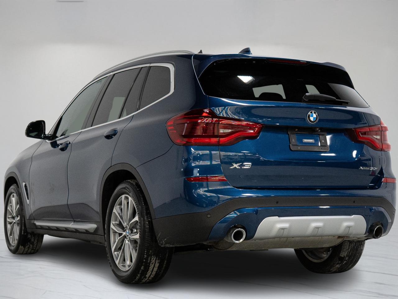 2018 BMW X3 XDRIVE30I | PREMIUM PKG | HUD | WOOD TRIM Photo4