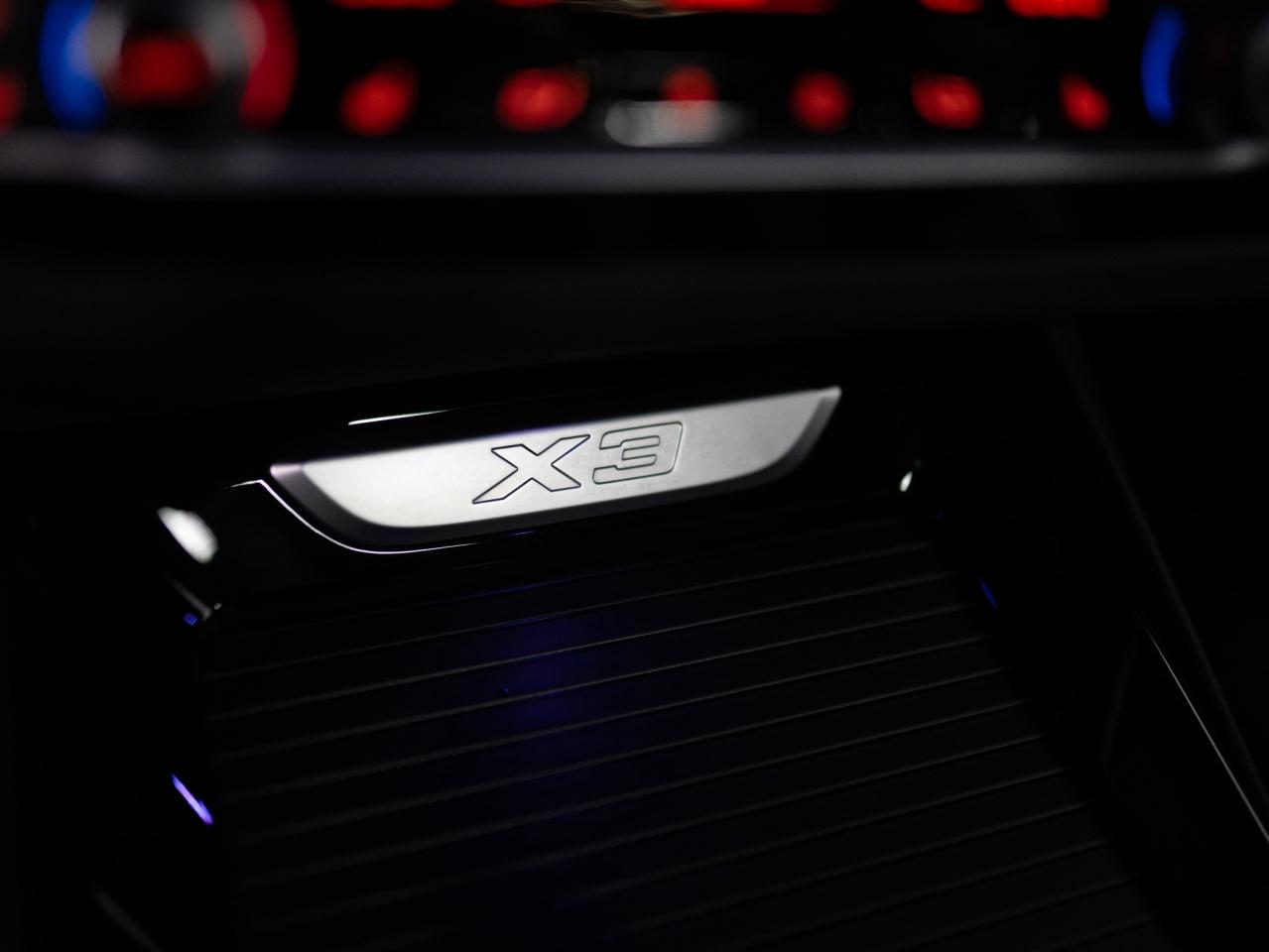 2018 BMW X3 XDRIVE30I | PREMIUM PKG | HUD | WOOD TRIM Photo