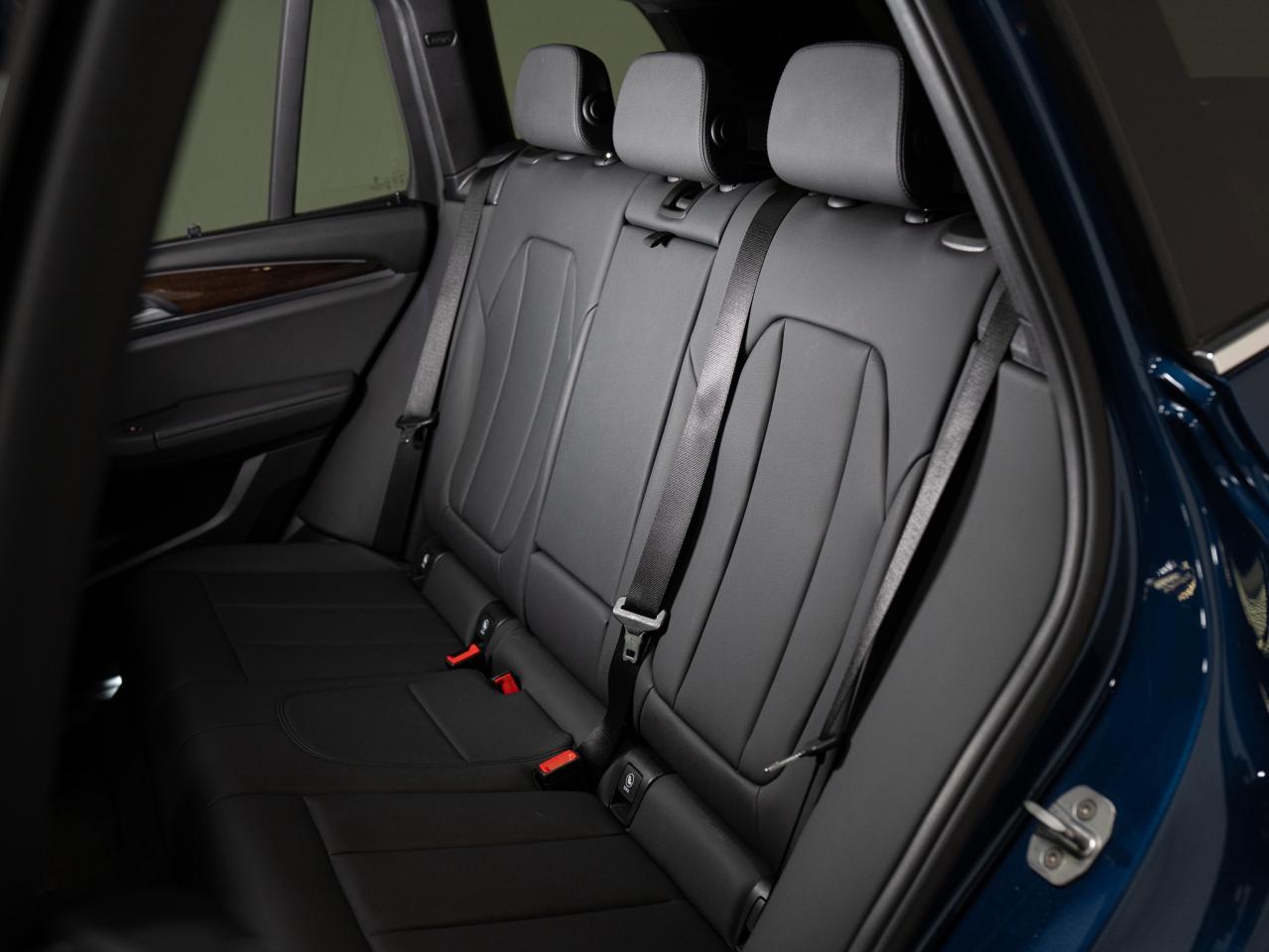 2018 BMW X3 XDRIVE30I | PREMIUM PKG | HUD | WOOD TRIM Photo